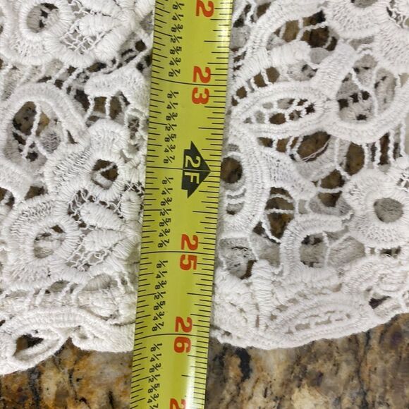 Lucky Brand Cotton Ivory Color Crochet Top Size M - Picture 10 of 10